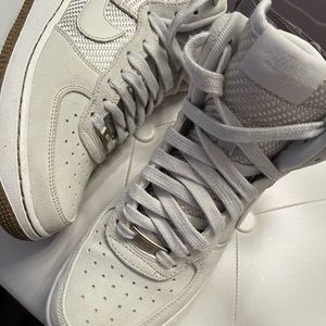 AF1’s worn only a few times look brand new